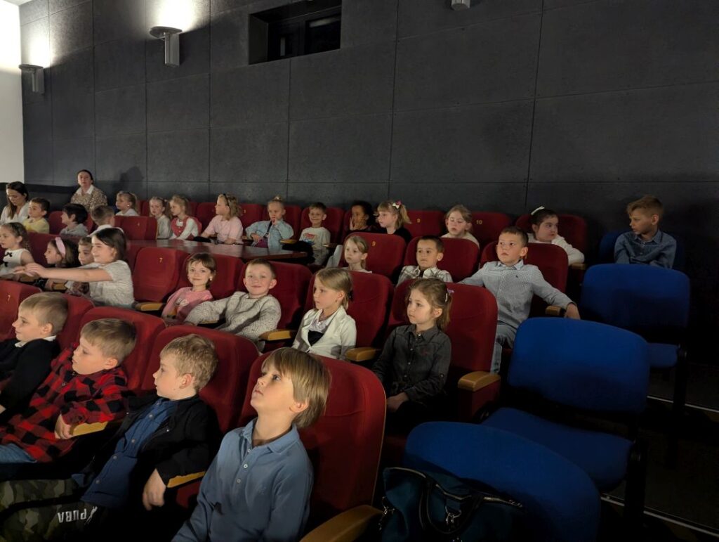 teatr 2